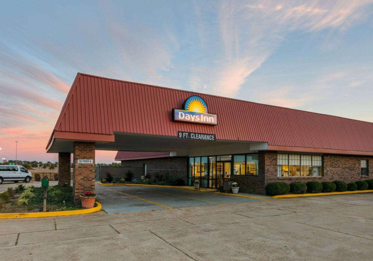 Days Inn By Wyndham Batesville Ngoại thất bức ảnh